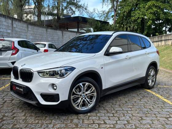 BMW X1 2.0 16V TURBO ACTIVEFLEX SDRIVE20I 4P AUTOMÁTICO